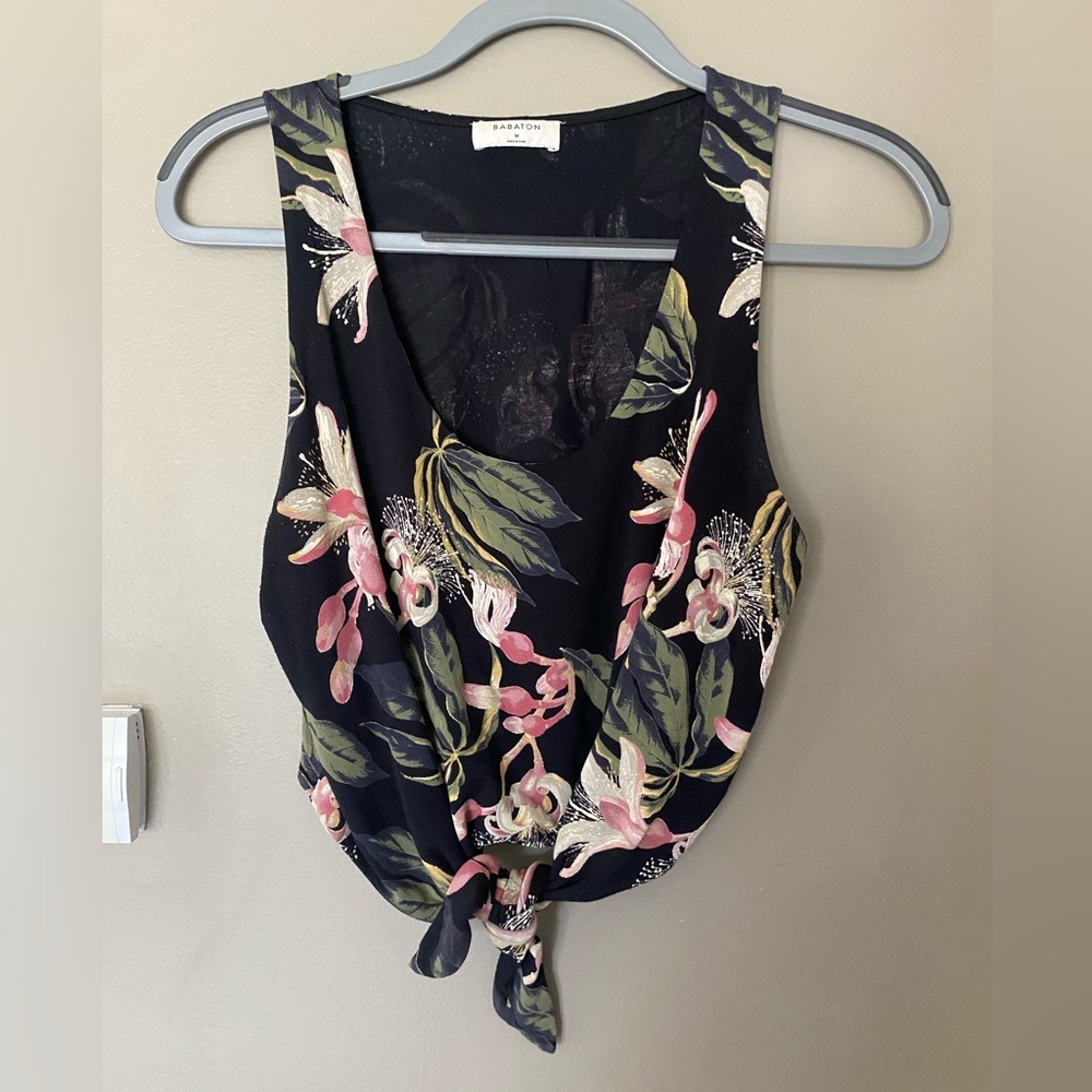 ARITZIA x BABATON Jeronimo Crop Front Tie Black Foral Tank Top Size Medium
